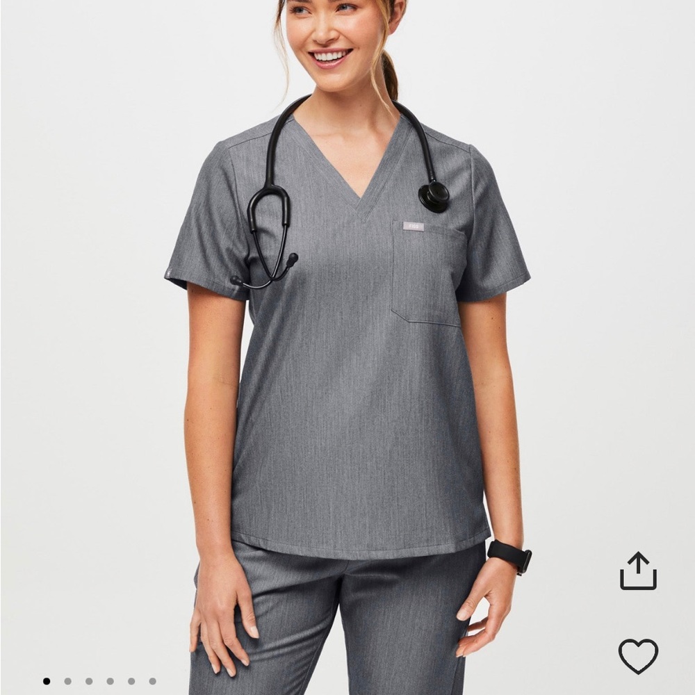 Used FIGS scrub top